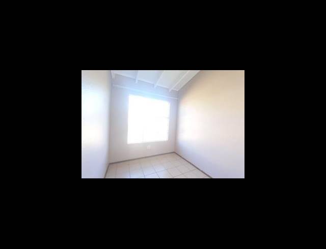 3 BEDROOM TOWNHOUSE FOR SALE IN MEYERSDAL